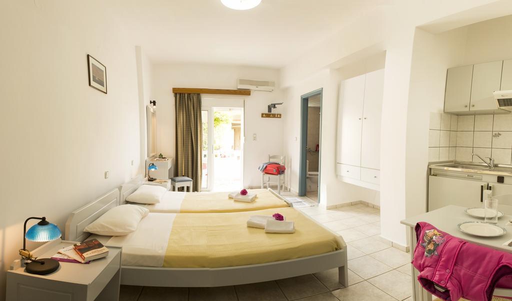 Edgewater Studios Kíssamos Habitación foto